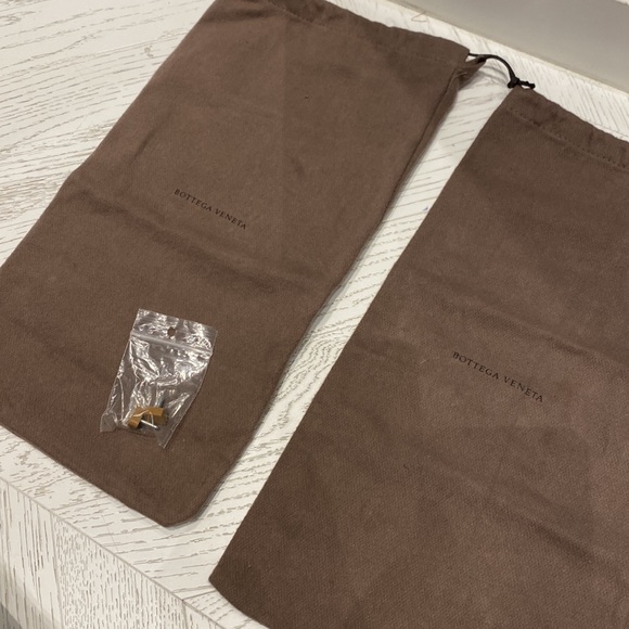 BOTTEGA VENETA STRETCH HEELS - Picture 13 of 14